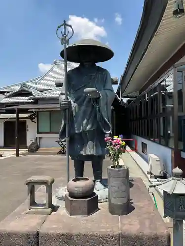 大空閣寺の像