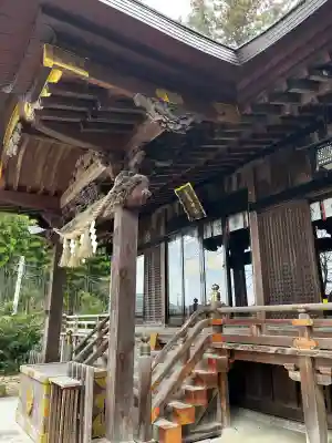 素鵞神社の{uncategorized: "未分類", other: "その他", undefined: "問題あり", building: "その他建物", grave: "お墓", sacred_gate: "鳥居", guardian: "狛犬", statue: "像", buddha: "仏像", history: "歴史", nature: "自然", garden: "庭園", animal: "動物", pagoda: "塔", temizu: "手水舎", mountain_gate: "山門・神門", sanctuary: "本殿・本堂", subordinate: "末社・摂社", art: "芸術", scenery: "景色", jizo: "地蔵", ema: "絵馬", goshuin: "御朱印", omikuji: "おみくじ", items: "授与品その他", amulet: "お守り", goshuincho: "御朱印帳", eats: "食事", festival: "お祭り", votive_dance: "神楽", shichigosan: "七五三参", wedding: "結婚式", experience: "体験その他", initially: "初詣", around: "周辺", anti_infection: "感染症対策"}