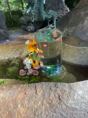 白山宮の手水舎