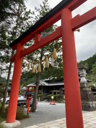 天河大辨財天社の鳥居