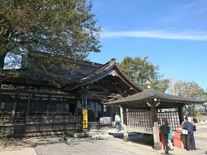 倶利迦羅不動寺山頂本堂の本殿・本堂