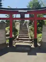 諏訪神社の鳥居