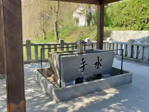 厄除八幡宮　の手水舎