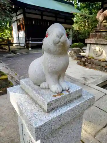 岡崎神社の狛犬