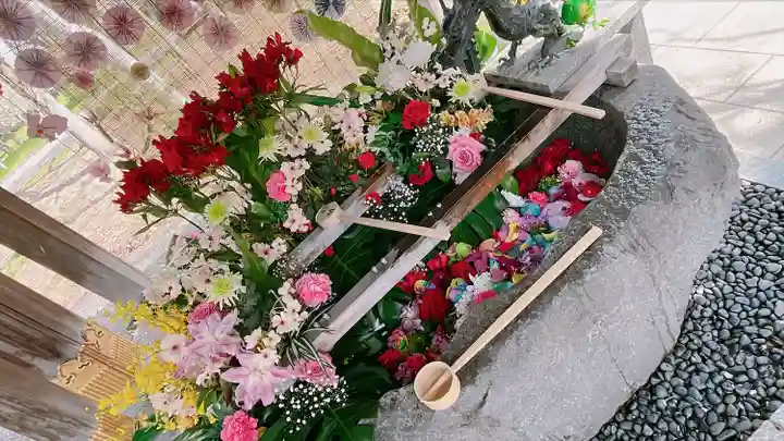 彌彦神社 (伊夜日子神社)の手水舎