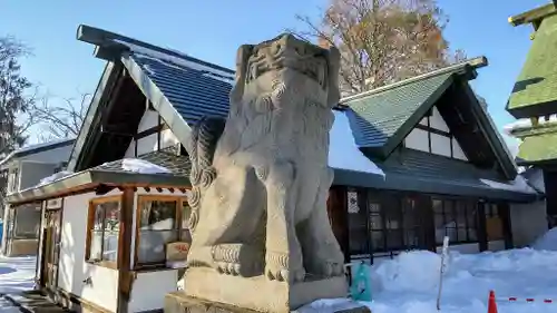 上川神社頓宮の狛犬