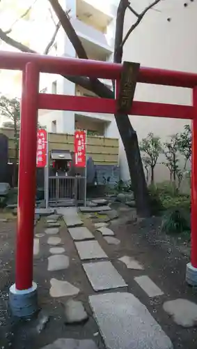 妻戀神社の鳥居