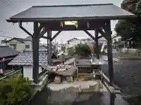 白山社の手水舎