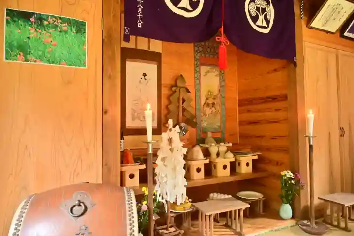 郡殿の池弁財天社(新潟県)