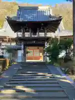 洞泉寺の山門・神門