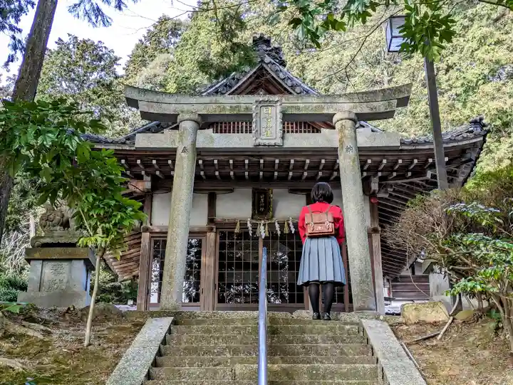 日吉神社の本殿・本堂
