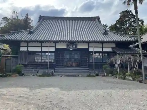 玉泉寺の本殿・本堂