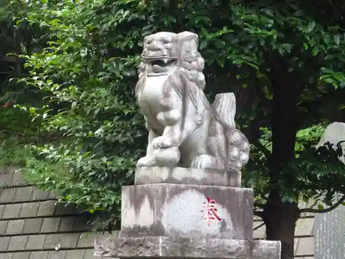 神明社の狛犬