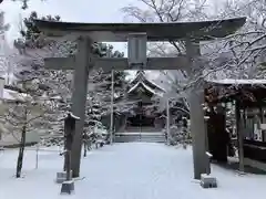 彌彦神社　(伊夜日子神社)の鳥居