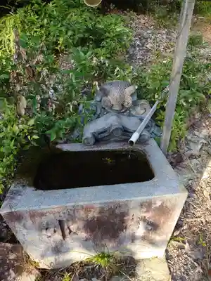 大日尊社の手水舎