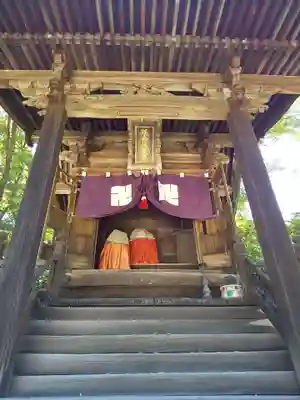 吸湖山　青岸寺の地蔵