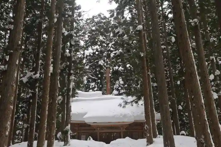 高倉神社の本殿・本堂
