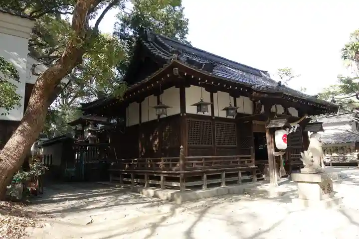 六甲八幡神社の本殿・本堂