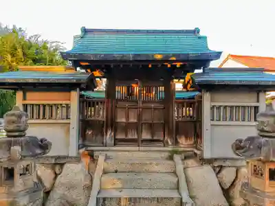 白山社の本殿・本堂