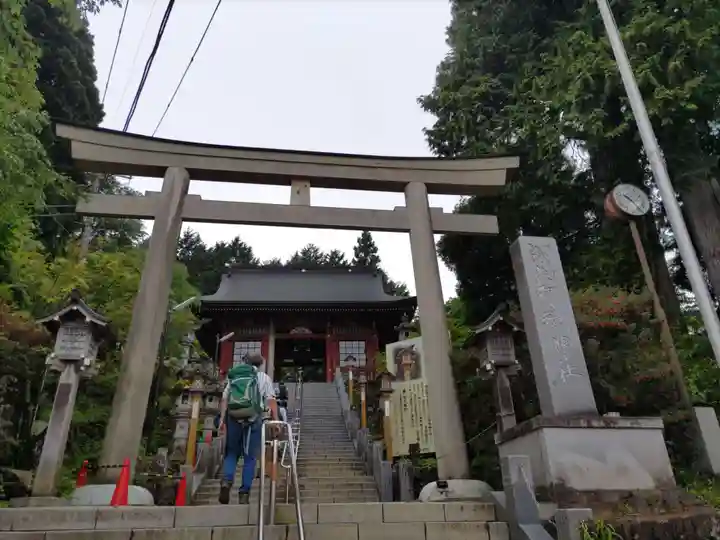 武蔵御嶽神社(東京都)