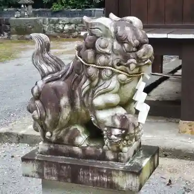 大野温泉神社の狛犬