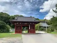 鷲山寺の山門・神門