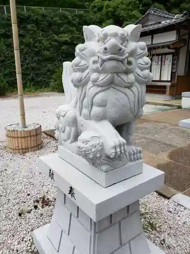 壱岐神社の狛犬