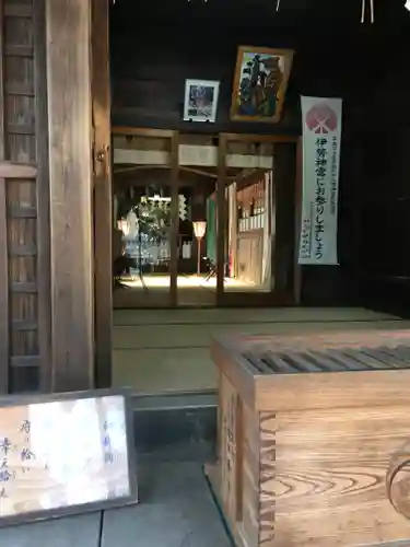 弦巻神社の本殿・本堂