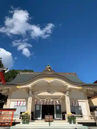 二川伏見稲荷の本殿・本堂