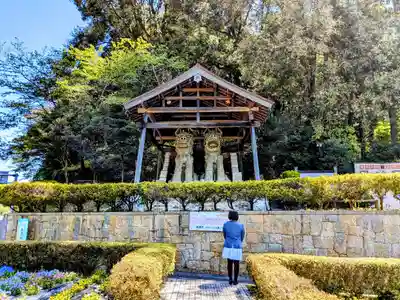 八王子神社の像
