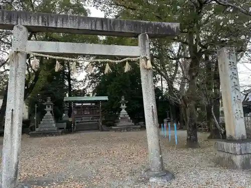 大木神社の{uncategorized: "未分類", other: "その他", undefined: "問題あり", building: "その他建物", grave: "お墓", sacred_gate: "鳥居", guardian: "狛犬", statue: "像", buddha: "仏像", history: "歴史", nature: "自然", garden: "庭園", animal: "動物", pagoda: "塔", temizu: "手水舎", mountain_gate: "山門・神門", sanctuary: "本殿・本堂", subordinate: "末社・摂社", art: "芸術", scenery: "景色", jizo: "地蔵", ema: "絵馬", goshuin: "御朱印", omikuji: "おみくじ", items: "授与品その他", amulet: "お守り", goshuincho: "御朱印帳", eats: "食事", festival: "お祭り", votive_dance: "神楽", shichigosan: "七五三参", wedding: "結婚式", experience: "体験その他", initially: "初詣", around: "周辺", anti_infection: "感染症対策"}