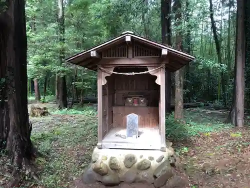 出雲乃伊波比神社の末社・摂社