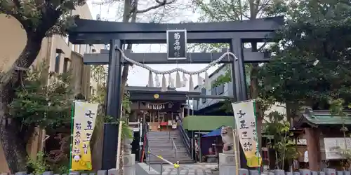 菊名神社の鳥居