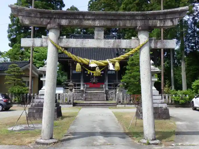 八幡宮の鳥居