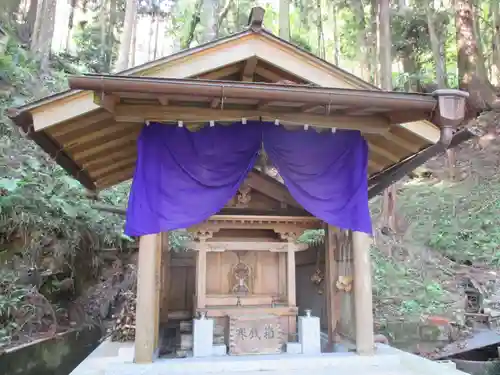 幣掛神社の本殿