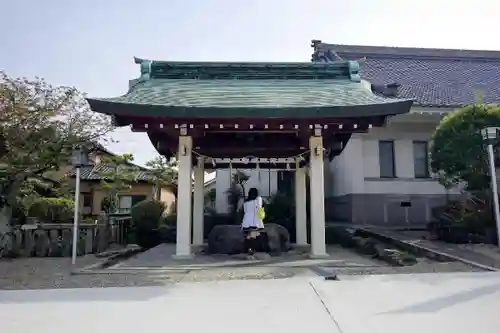 白鳥神社の手水舎