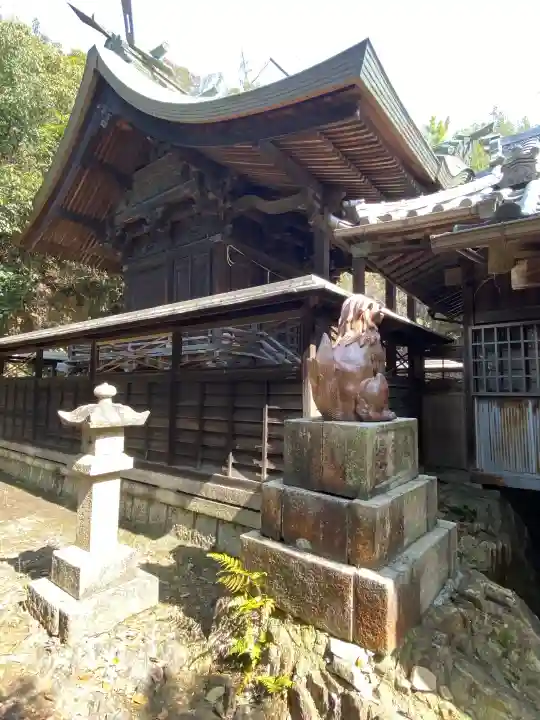 宇佐八幡宮の{uncategorized: "未分類", other: "その他", undefined: "問題あり", building: "その他建物", grave: "お墓", sacred_gate: "鳥居", guardian: "狛犬", statue: "像", buddha: "仏像", history: "歴史", nature: "自然", garden: "庭園", animal: "動物", pagoda: "塔", temizu: "手水舎", mountain_gate: "山門・神門", sanctuary: "本殿・本堂", subordinate: "末社・摂社", art: "芸術", scenery: "景色", jizo: "地蔵", ema: "絵馬", goshuin: "御朱印", omikuji: "おみくじ", items: "授与品その他", amulet: "お守り", goshuincho: "御朱印帳", eats: "食事", festival: "お祭り", votive_dance: "神楽", shichigosan: "七五三参", wedding: "結婚式", experience: "体験その他", initially: "初詣", around: "周辺", anti_infection: "感染症対策"}