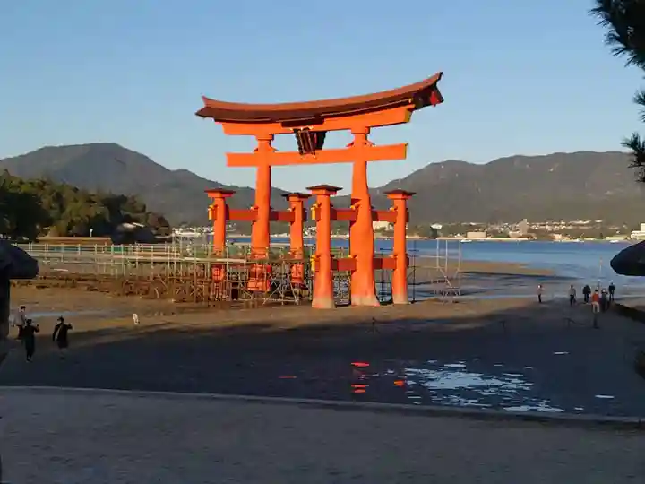 厳島神社(広島県)