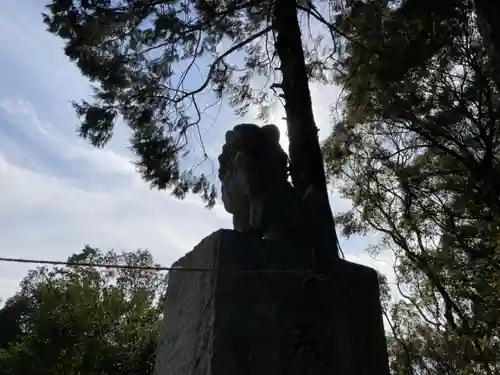 日尾八幡神社の狛犬