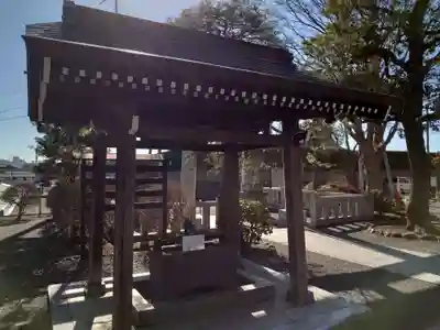 大棚・中川杉山神社の手水舎