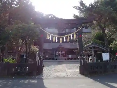 鳴無神社の鳥居