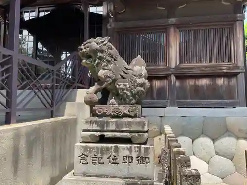 六所社（三ツ井）の狛犬