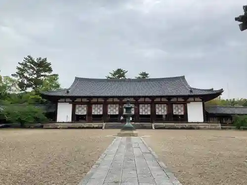 法隆寺の本殿