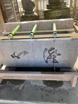 伊勢崎神社の手水舎