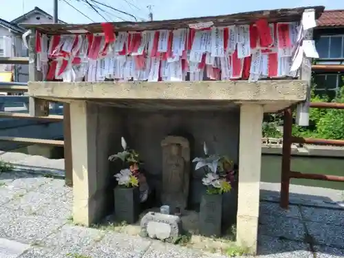 橋守り地蔵の地蔵