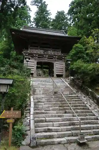 太龍寺の山門