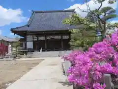 千用寺の本殿