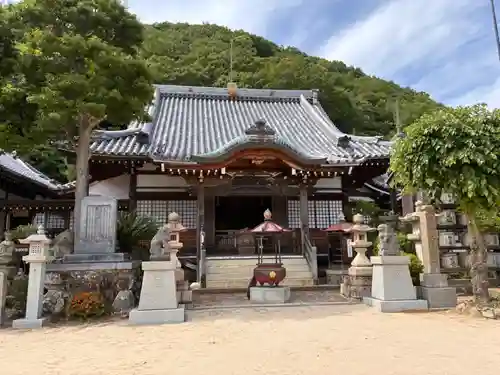 神咒寺の本殿・本堂