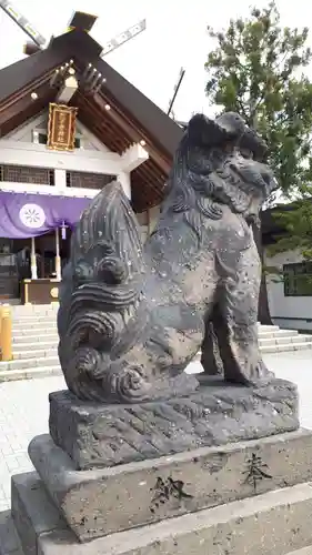 烈々布神社の狛犬