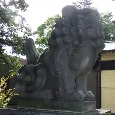 月寒神社の狛犬